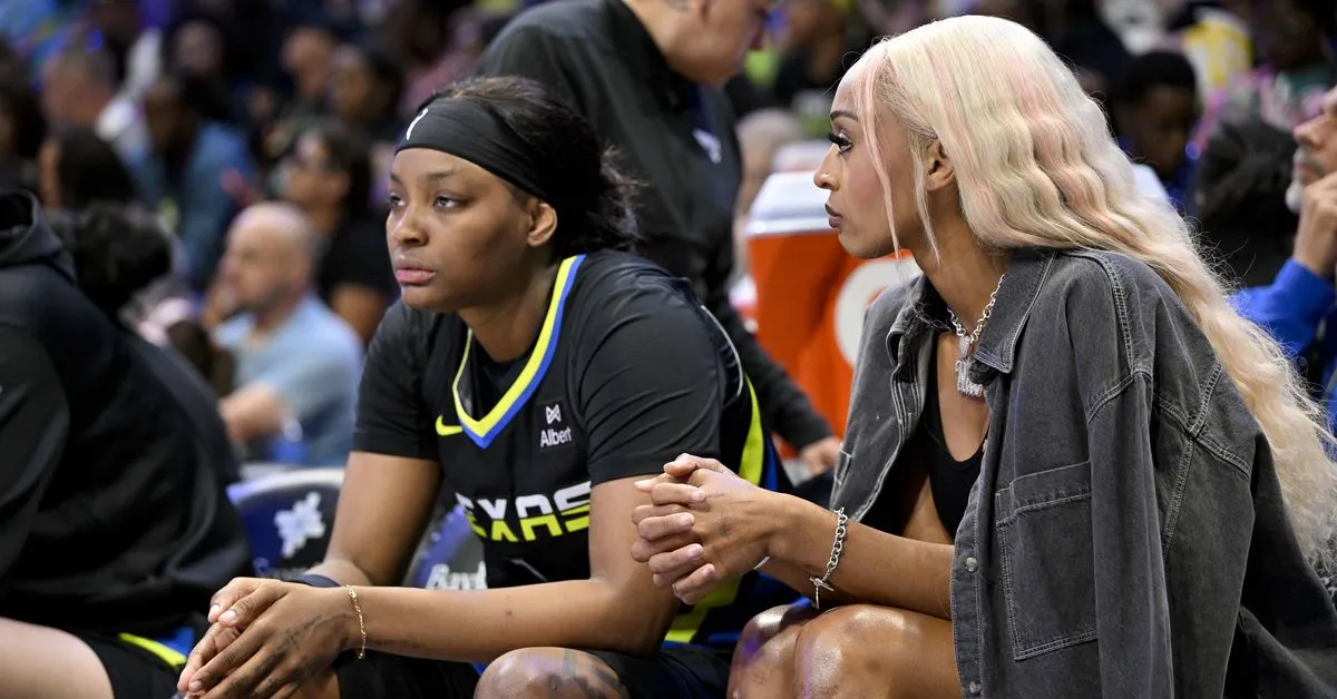 Dallas Wings Bubarkan Inti — dan Satu Pasangan — dengan Pertukaran WNBA Mengejutkan